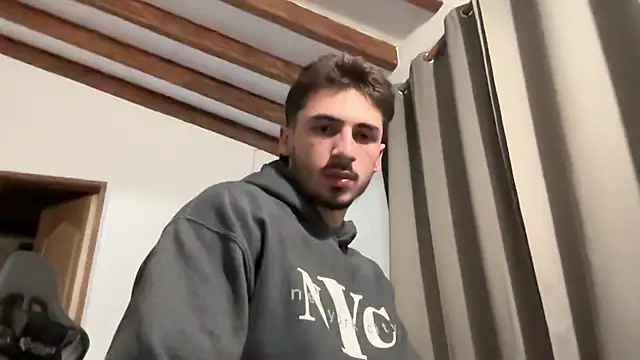 Snapshot of David_Brown18 chatting on October 21, 2025, 3:18 am David Brown18 online show from October 21, 2025, 3:18 am