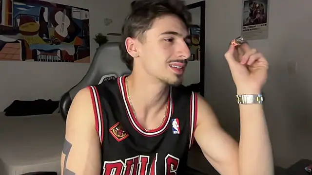 Snapshot of David_Brown18 chatting on November 5, 2025, 2:33 am David Brown18 online show from November 5, 2025, 2:33 am