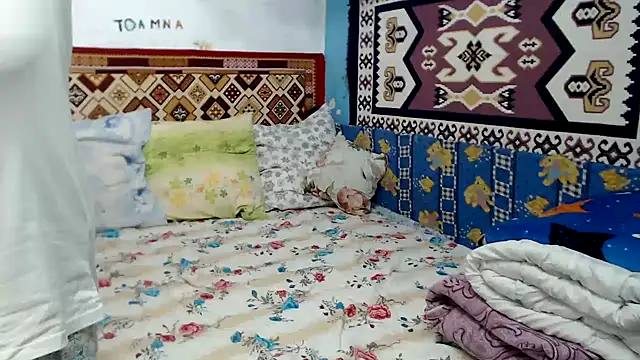 AdelineBlueEyes online show from October 15, 2025, 9:53 am