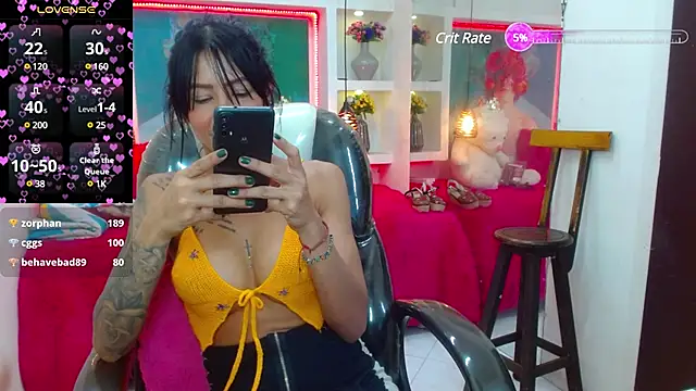 lorenapinto online show from January 23, 2025, 11:05 pm