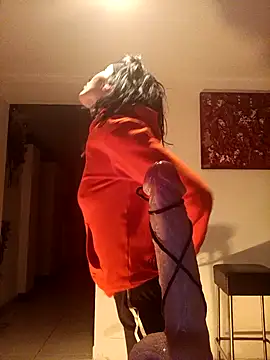 freyamoret online show from December 6, 2024, 11:25 pm