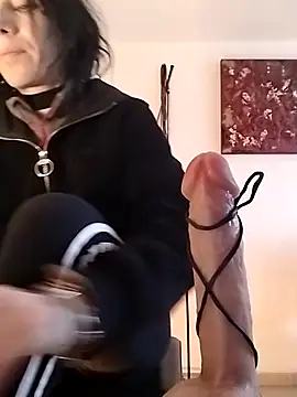 freyamoret online show from January 7, 2025, 2:51 pm