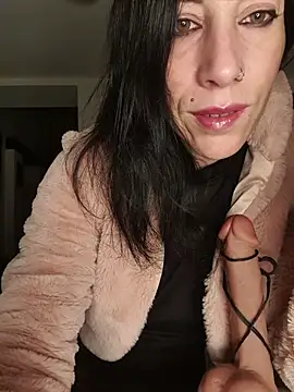 freyamoret online show from April 1, 2026, 2:12 am