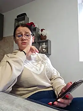 KristenVega online show from November 23, 2025, 12:49 pm