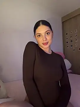 EmilyS   online show from February 19, 2026, 3:57 am