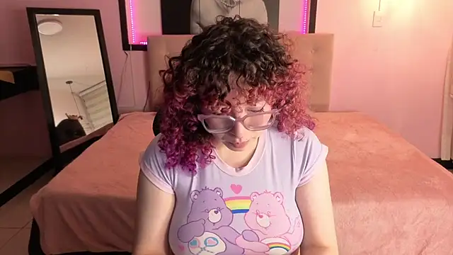  Androm3da  online show from July 22, 2026, 7:16 pm