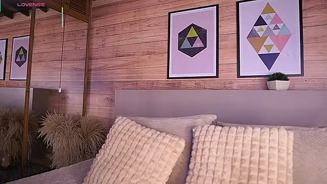 AmmyScott online show from November 6, 2025, 10:43 pm