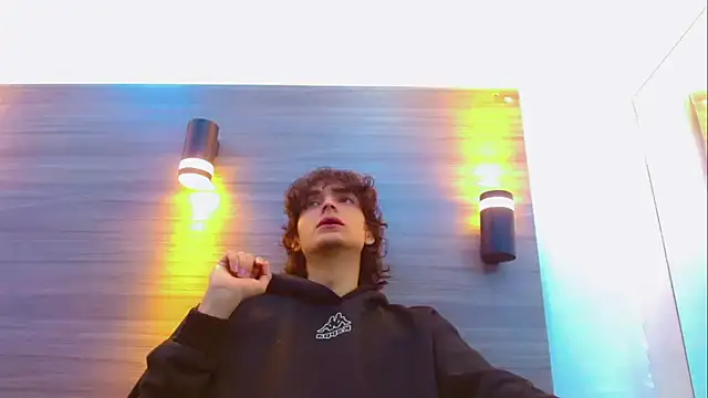 Sr BonnyEthan online show from March 23, 2026, 1:15 pm