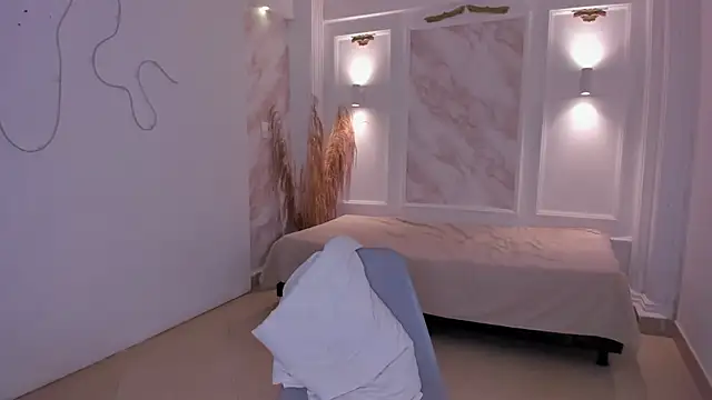 Snapshot of NastassjaCandy chatting on October 9, 2025, 7:01 pm NastassjaCandy online show from October 9, 2025, 7:01 pm