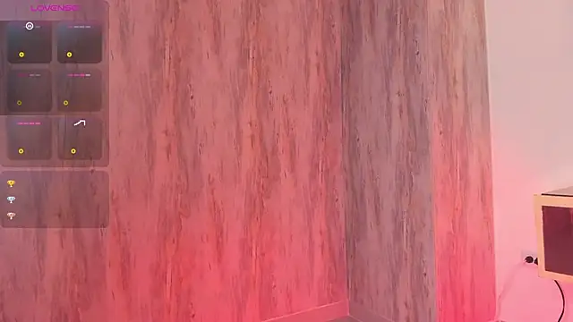 Snapshot of DaraBeckett chatting on February 18, 2025, 3:21 pm DaraBeckett online show from February 18, 2025, 3:21 pm