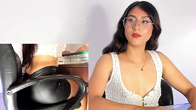 Snapshot of DaraBeckett chatting on March 7, 2025, 3:28 pm DaraBeckett online show from March 7, 2025, 3:28 pm