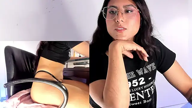 Snapshot of DaraBeckett chatting on March 8, 2025, 6:26 pm DaraBeckett online show from March 8, 2025, 6:26 pm