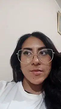 Snapshot of DaraBeckett chatting on March 18, 2025, 12:16 am DaraBeckett online show from March 18, 2025, 12:16 am