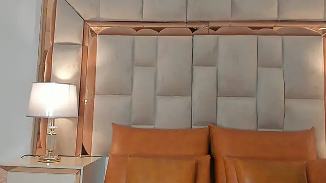 Snapshot of DaraBeckett chatting on September 11, 2025, 11:43 am DaraBeckett online show from September 11, 2025, 11:43 am