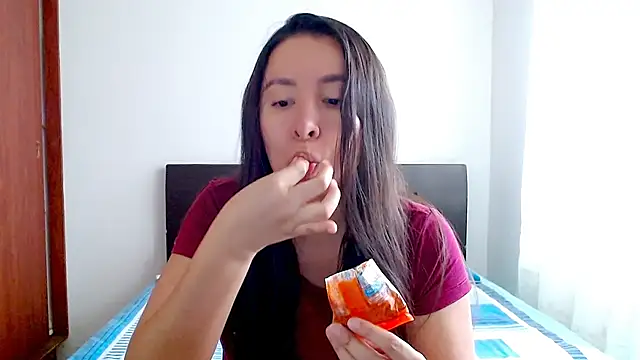 emely sexx20 online show from October 21, 2025, 1:34 pm