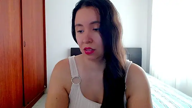 emely sexx20 online show from November 29, 2025, 5:27 pm