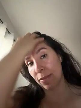 emely sexx20 online show from February 25, 2026, 10:19 pm