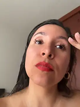 emely sexx20 online show from April 10, 2026, 5:28 pm