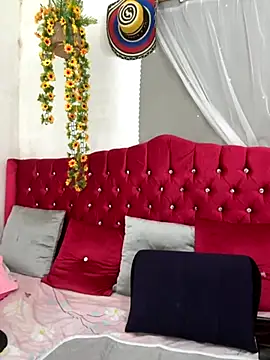 Snapshot of Angelicvill chatting on October 13, 2025, 10:59 am Angelicvill online show from October 13, 2025, 10:59 am