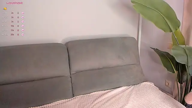 Snapshot of helen_ramsay chatting on October 17, 2025, 3:14 pm helen ramsay online show from October 17, 2025, 3:14 pm