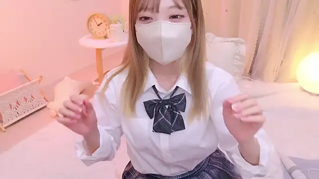 Snapshot of AZUnyan_ chatting on February 14, 2025, 6:29 pm AZUnyan online show from February 14, 2025, 6:29 pm