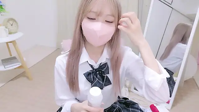 Snapshot of AZUnyan_ chatting on October 1, 2025, 2:56 pm AZUnyan online show from October 1, 2025, 2:56 pm