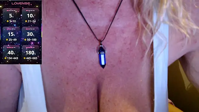 JennaDeluxe online show from October 2, 2025, 4:36 pm