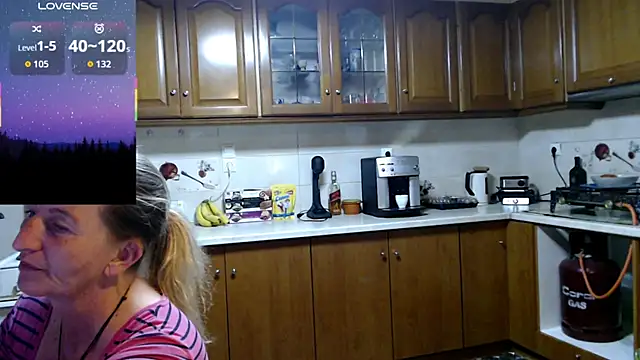 JennaDeluxe online show from February 10, 2026, 6:01 pm