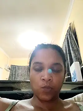 Indianqueen03 online show from October 6, 2025, 4:59 pm