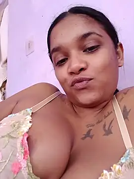 Snapshot of Indianqueen03 chatting on June 22, 2026, 10:12 am Indianqueen03 online show from June 22, 2026, 10:12 am