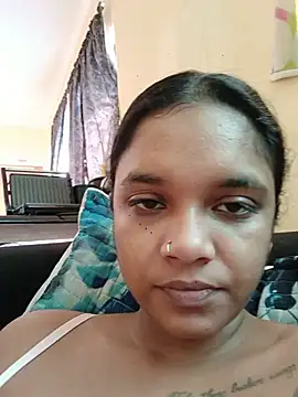Snapshot of Indianqueen03 chatting on June 23, 2026, 10:46 am Indianqueen03 online show from June 23, 2026, 10:46 am