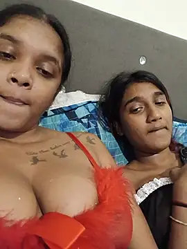 Snapshot of Indianqueen03 chatting on July 17, 2026, 10:14 pm Indianqueen03 online show from July 17, 2026, 10:14 pm