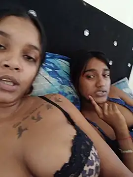 Snapshot of Indianqueen03 chatting on July 22, 2026, 12:30 pm Indianqueen03 online show from July 22, 2026, 12:30 pm