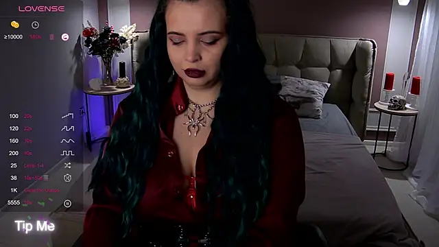 Miss Maya Mils online show from October 7, 2025, 1:03 am