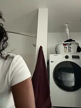 Your Paris online show from March 21, 2026, 5:27 pm