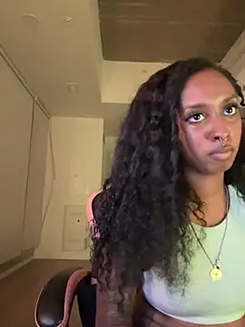 Your Paris online show from March 27, 2026, 5:24 am