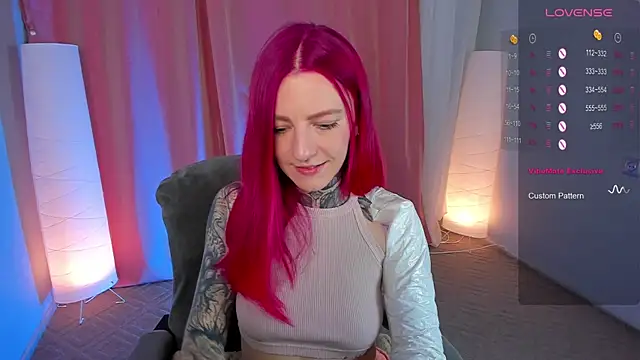 Roxy      online show from February 6, 2025, 6:35 pm