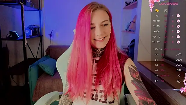 Roxy      online show from November 11, 2025, 6:24 am