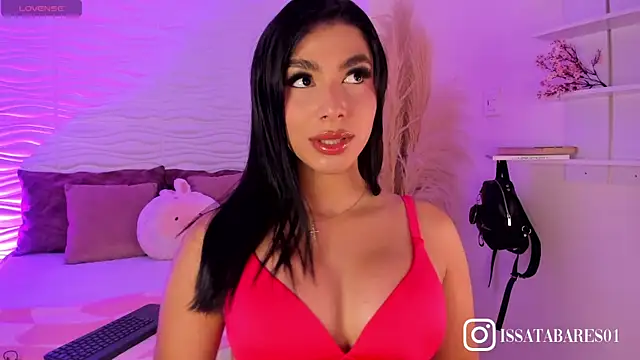 IsabelleFoxx  online show from May 26, 2026, 10:39 pm