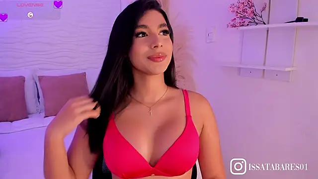 IsabelleFoxx  online show from June 3, 2026, 10:48 pm