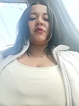 Snapshot of Cristal__04 chatting on January 10, 2025, 3:58 pm Cristal 04 online show from January 10, 2025, 3:58 pm