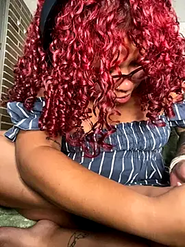 6nalanie online show from November 9, 2025, 1:15 am