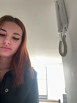 Snapshot of maee_angels chatting on February 24, 2025, 8:14 pm maee angels online show from February 24, 2025, 8:14 pm