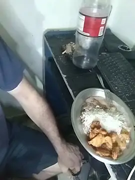 Snapshot of pikalindaxx chatting on February 25, 2026, 3:54 pm pikalindaxx online show from February 25, 2026, 3:54 pm