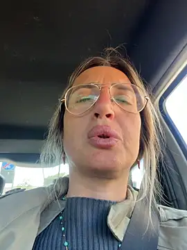 Snapshot of casalinga88 chatting on April 23, 2026, 12:29 pm casalinga88 online show from April 23, 2026, 12:29 pm