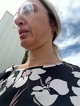 Snapshot of casalinga88 chatting on May 14, 2026, 11:28 am casalinga88 online show from May 14, 2026, 11:28 am