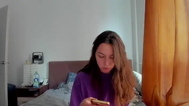 Snapshot of Adela_Vetta chatting on October 15, 2025, 11:10 am Adela Vetta online show from October 15, 2025, 11:10 am