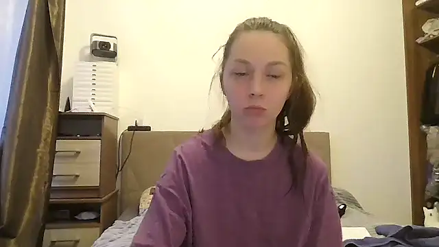 Adela Vetta online show from March 6, 2026, 2:57 pm