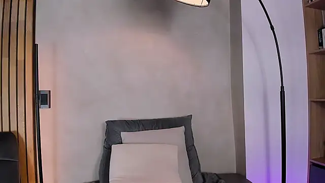 honeyhot69   online show from January 8, 2025, 2:25 pm