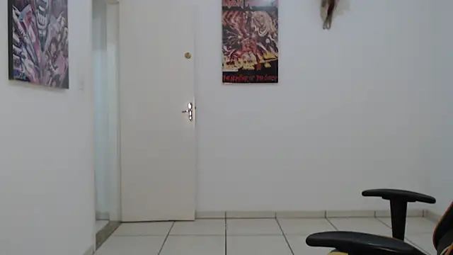 Snapshot of CrisBathoryxxx chatting on February 22, 2025, 7:34 am CrisBathoryxxx online show from February 22, 2025, 7:34 am